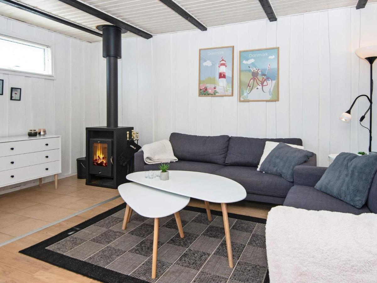 4 Person Holiday Home In Hemmet Esterno foto