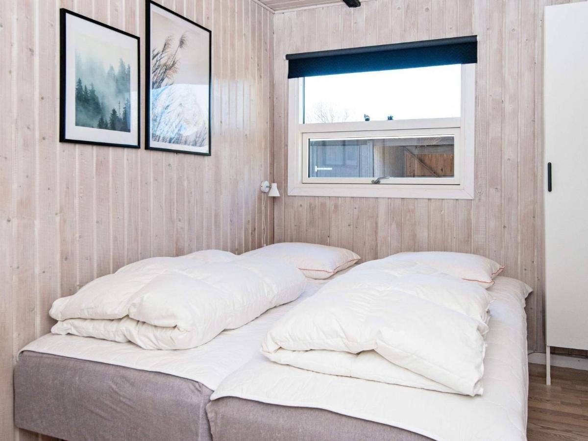 4 Person Holiday Home In Hemmet Esterno foto