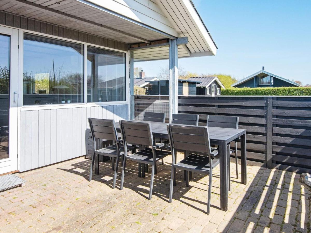 4 Person Holiday Home In Hemmet Esterno foto